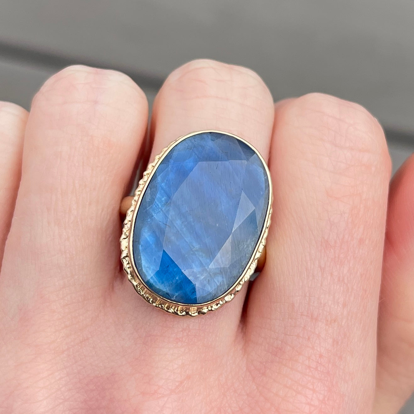 14K Gold Blue Sapphire Ring