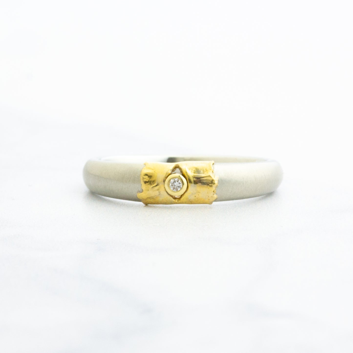18k White & 22k Yellow Gold Tapered Diamond Ring