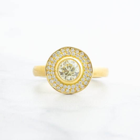 18k Gold 1.14 tcw Diamond Solitaire Halo Ring